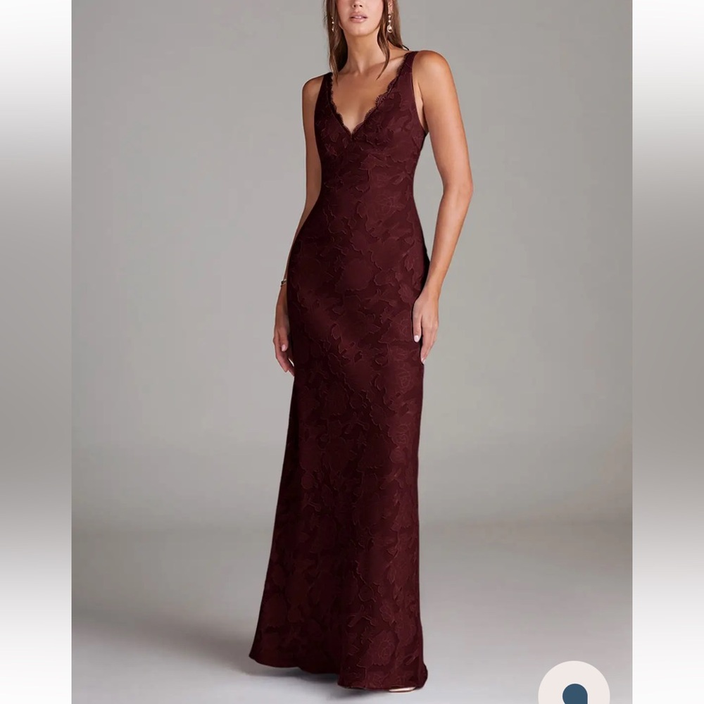 Azazie Tianna, Cabernet Floral Burnout